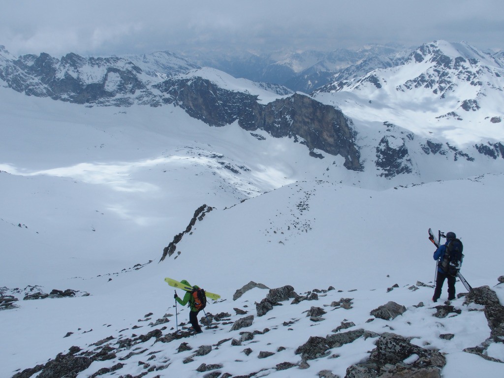 #9 J1 : Premiers mètres du Petit Vallon à pieds. J1 : Premiers mètres du Petit Vallon à pieds.
