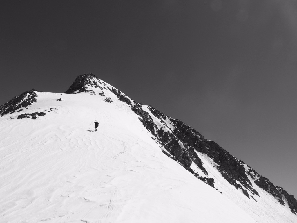 remontée en crampons au sommet W du Rocher de l'Homme