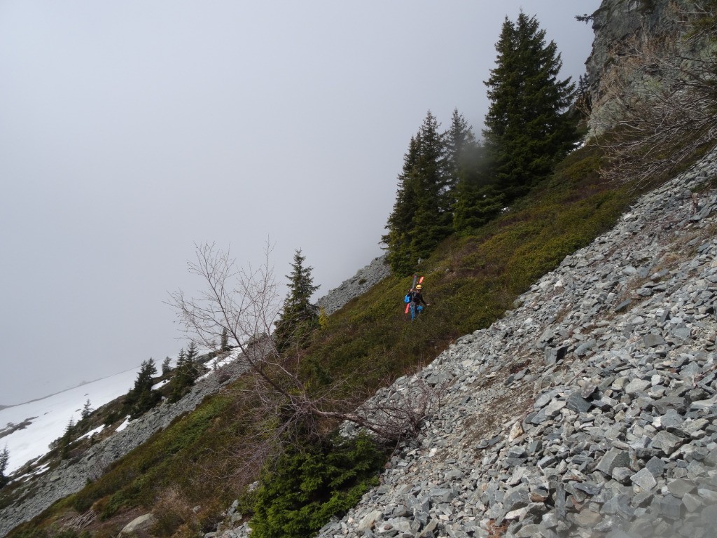 Traversée en S à 1900m déneigée