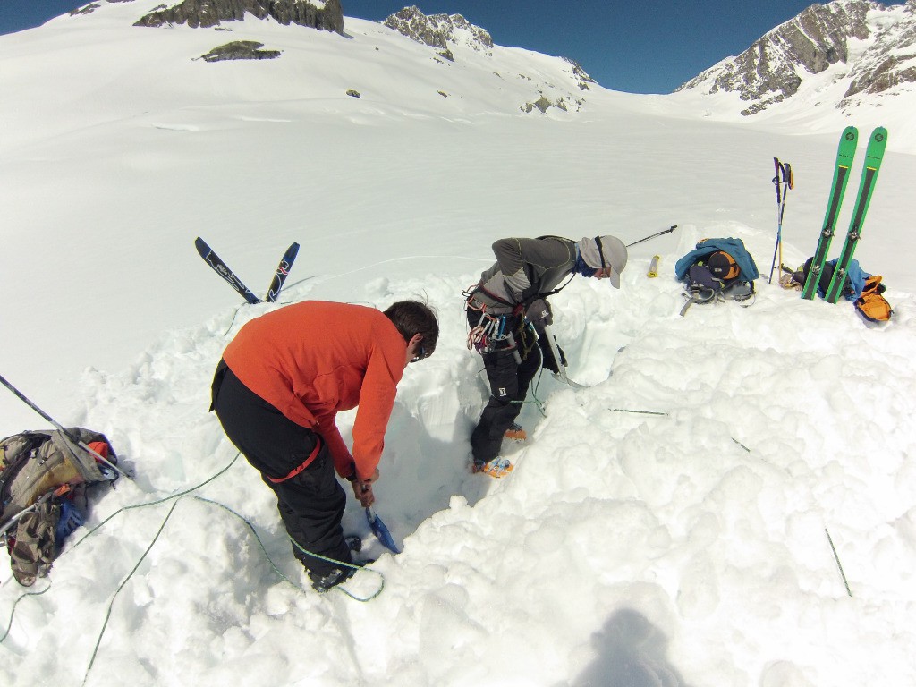 #10 Encordés au corps morts au cas où... Encordés au corps morts au cas où...