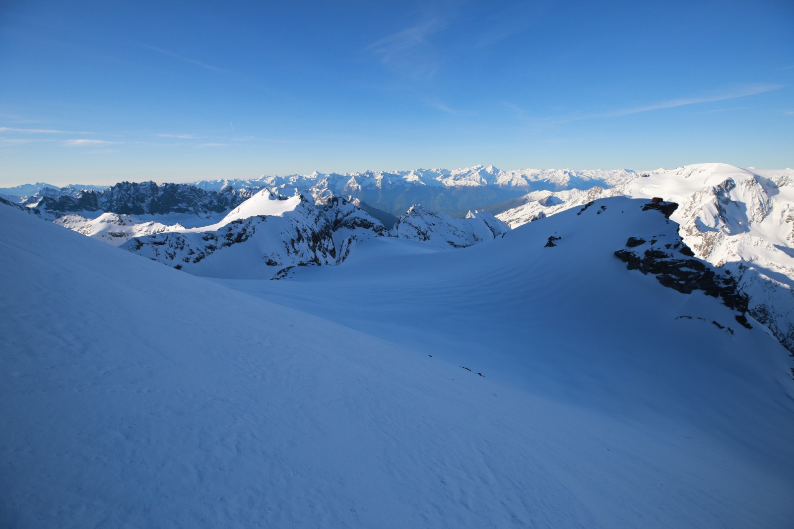 #30 Plateau du Couloir et le petit bivouac Musso Plateau du Couloir et le petit bivouac Musso