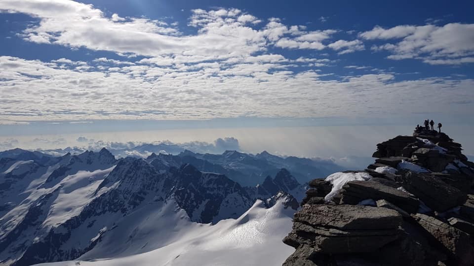 #7 9h du mat, plutot l 9h du mat, plutot l'heure du cafe d'habitude!