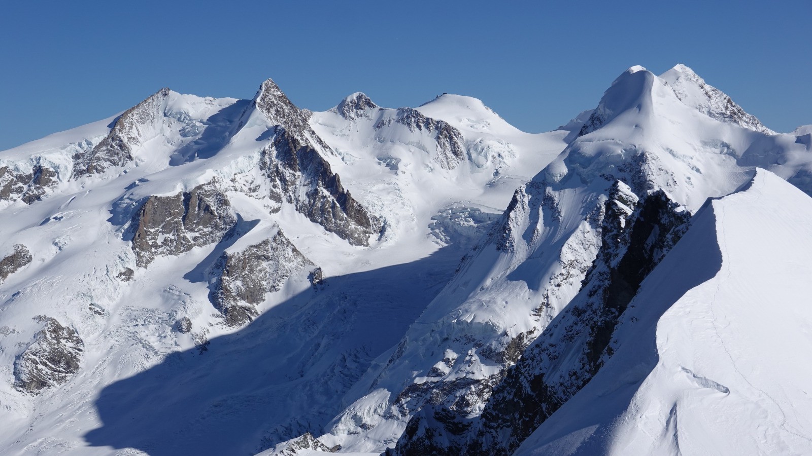 #9 Le groupe du Mont Rose Le groupe du Mont Rose