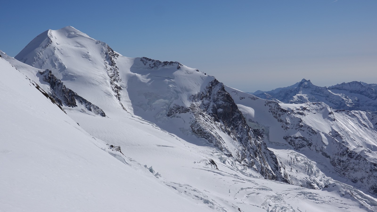 #31 Castore et son glacier Castore et son glacier