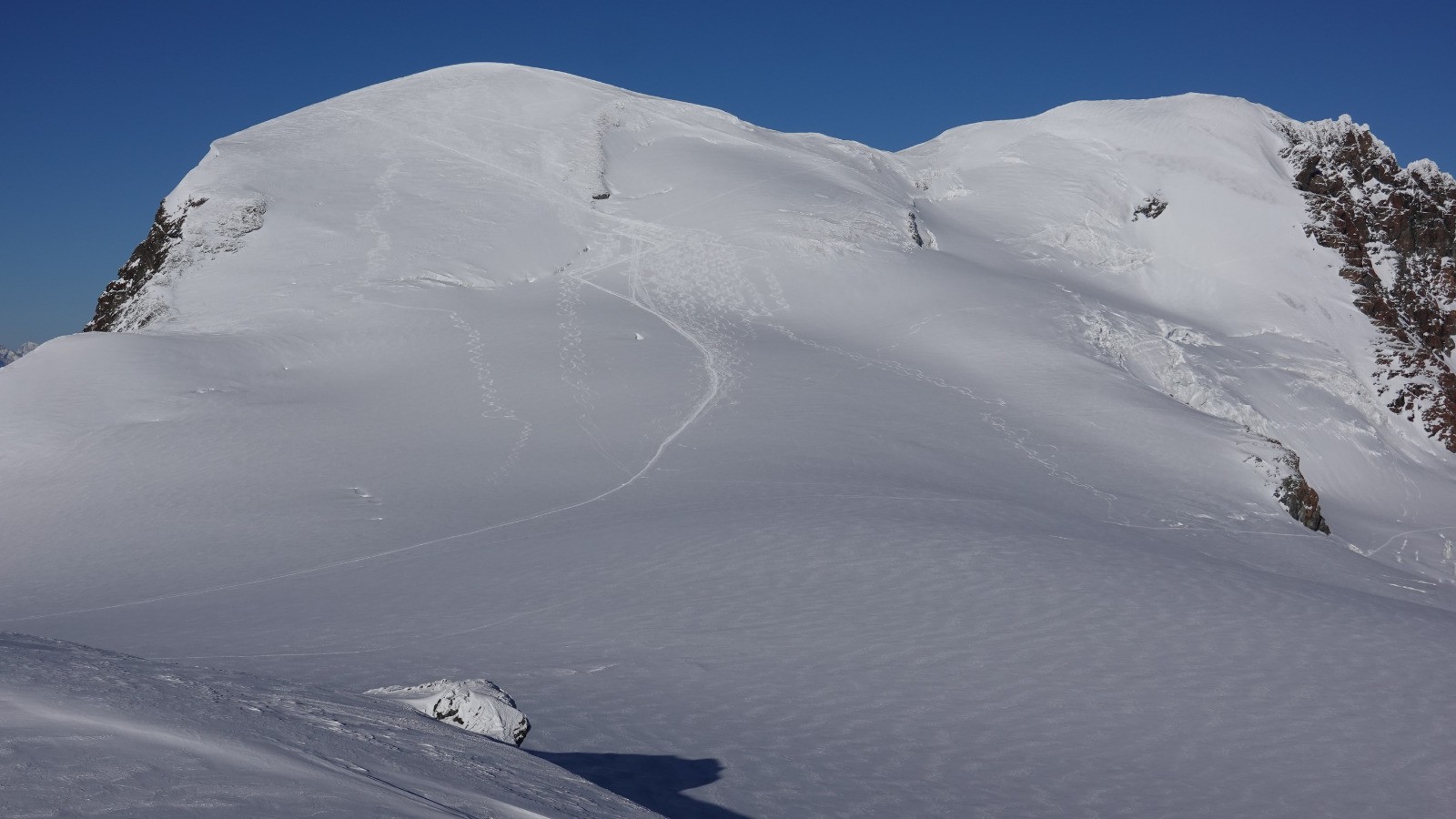 #17 Les Pointes Occidentale et Centrale depuis Gobba di Rollin Les Pointes Occidentale et Centrale depuis Gobba di Rollin
