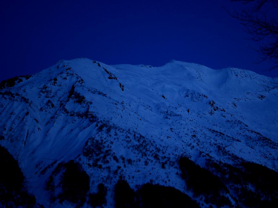 Ski de nuit : Un entrainement pour les compétitions de ski alpinisme nocturne autour de Grenoble