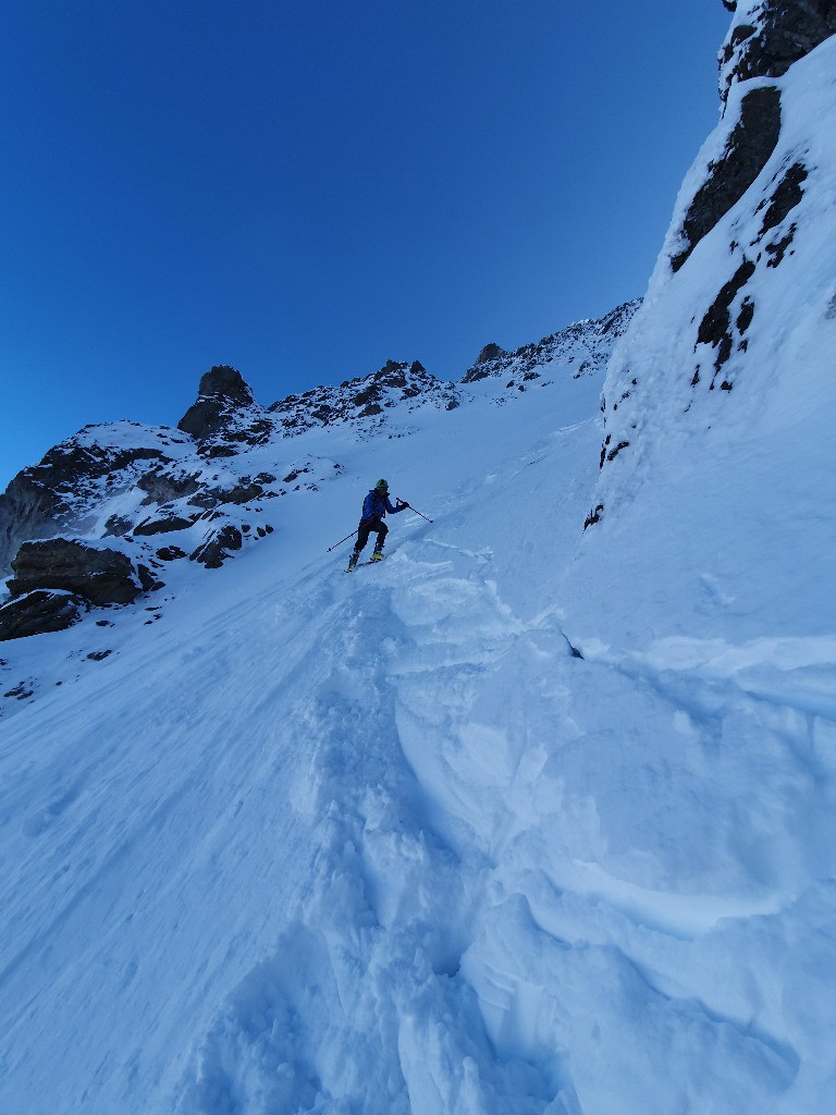 Dans le second couloir