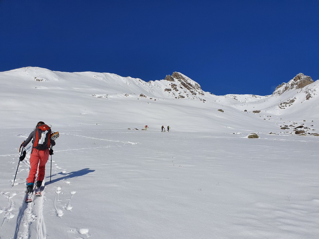 Montée au S qui chauffe, col de Sarenne