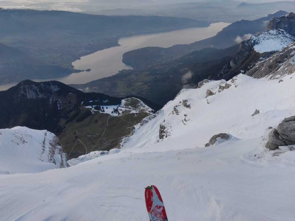 Si vous trouvez le deuxième ski dans la coulée