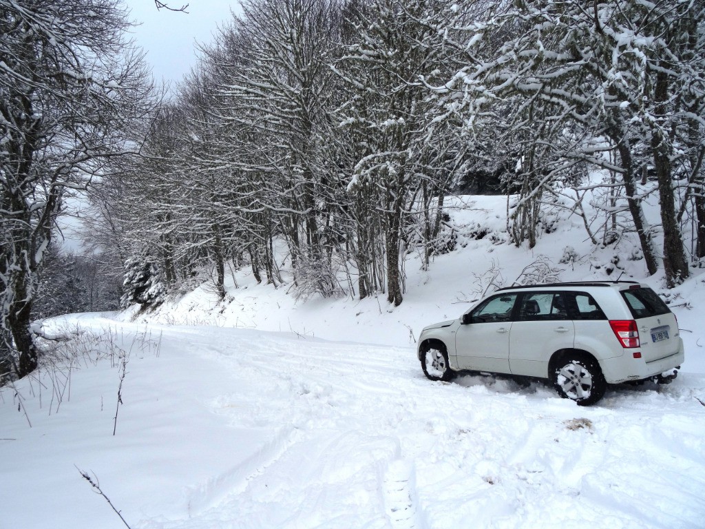 #1 je stop ici pour garder le pare choc en vie... je stop ici pour garder le pare choc en vie...