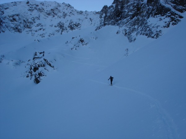 Trace de montée : Passage délicat, on passe un par un.