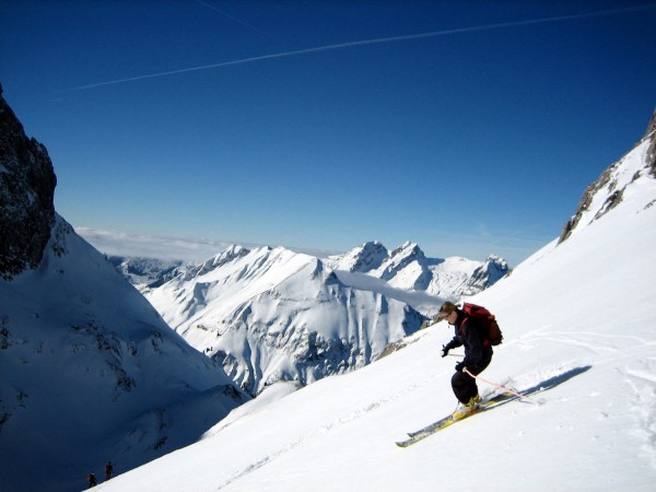 #6 Combe des Nants : Véro dans le début de la descente Combe des Nants : Véro dans le début de la descente