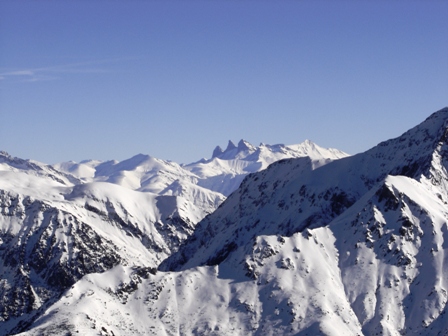 Les Aiguilles d'Arves : Belle vue sur les aiguilles.