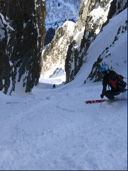 #13 Gorge sous le couloir : C Gorge sous le couloir : C'est tout bon avant les infâmes boules du bas...