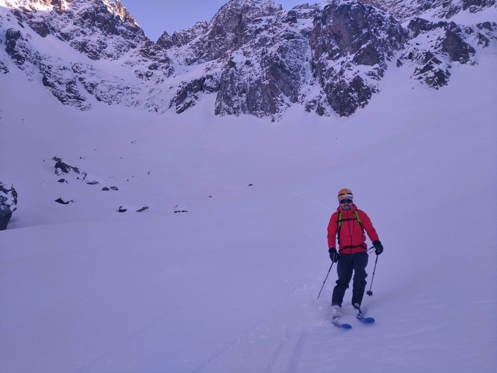 Descente cirque de crop par les barres