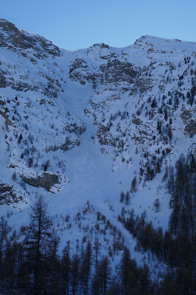 Jour 1 - On repère déjà notre dernière descente du séjour