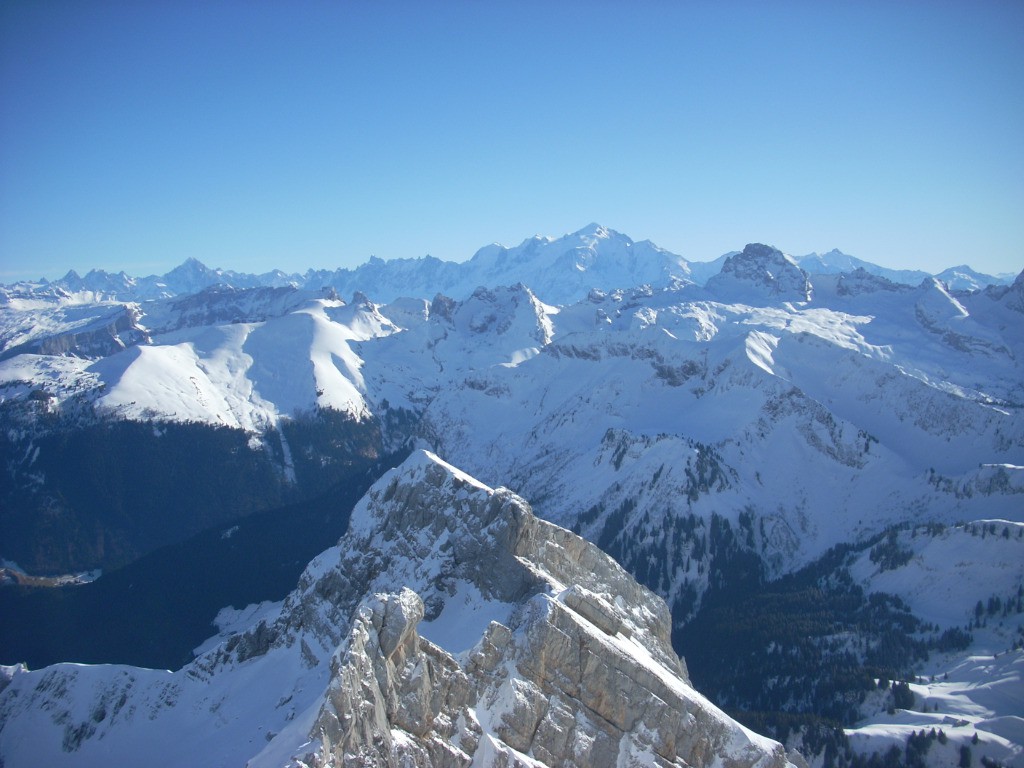 Massif du Mont-Blanc depuis le sommet de la Pointe du Midi