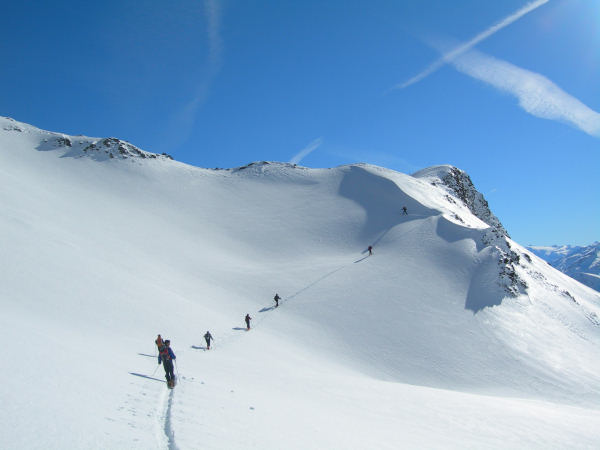 #3 Sous le Col des Balmettes : Le Col des Balmettes est en vue ! Il ne reste plus qu Sous le Col des Balmettes : Le Col des Balmettes est en vue ! Il ne reste plus qu'à faire la trace dans la neige moquette !