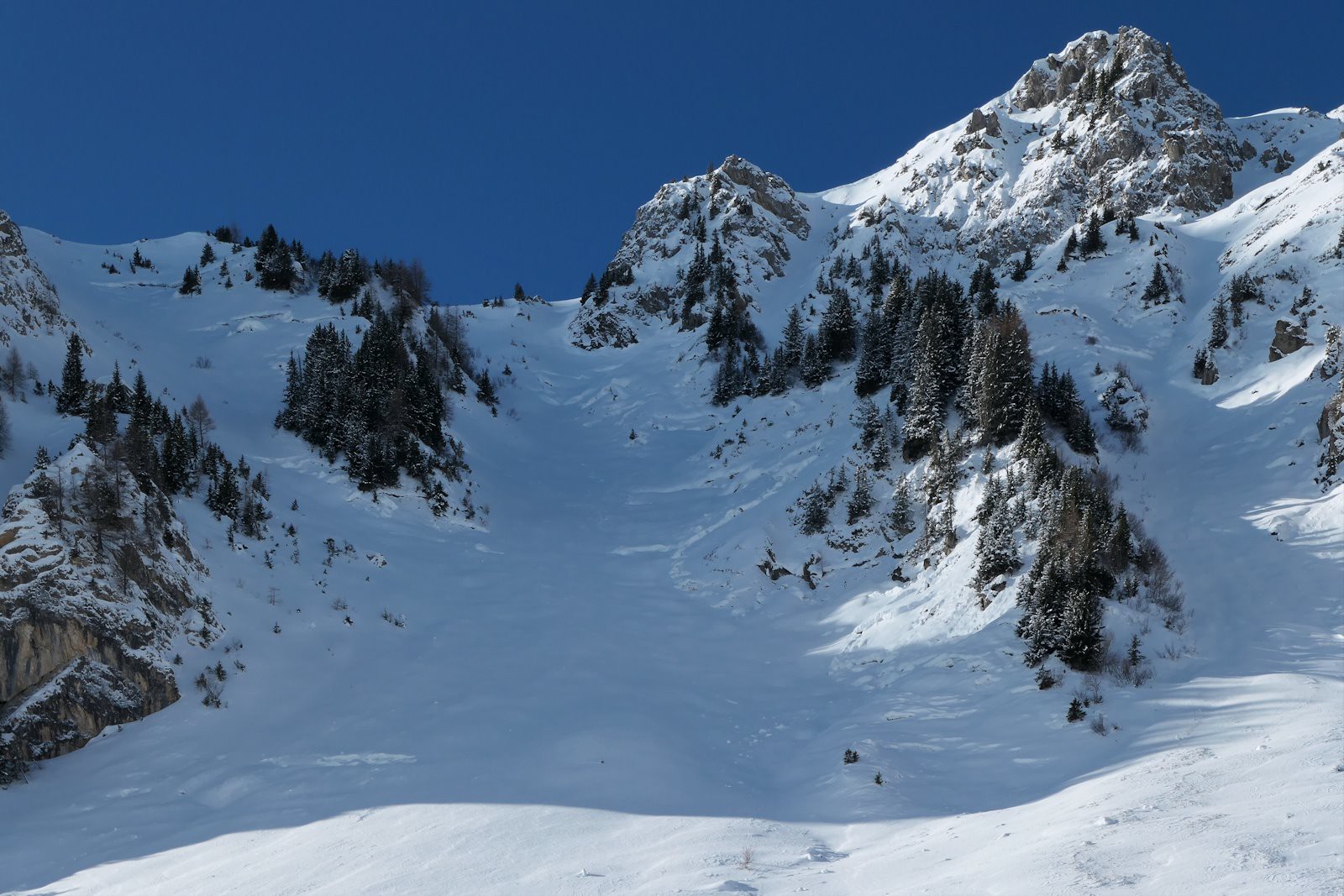 #7 Gros plan sur le couloir. Gros plan sur le couloir.
