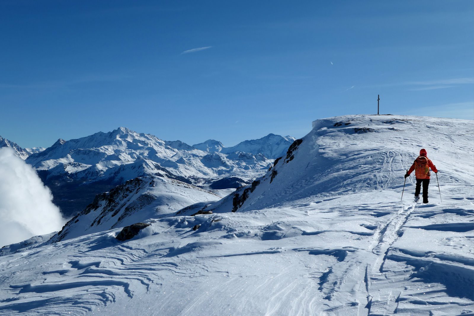 La Pointe du col face aux prestigieux sommets de Vanoise.