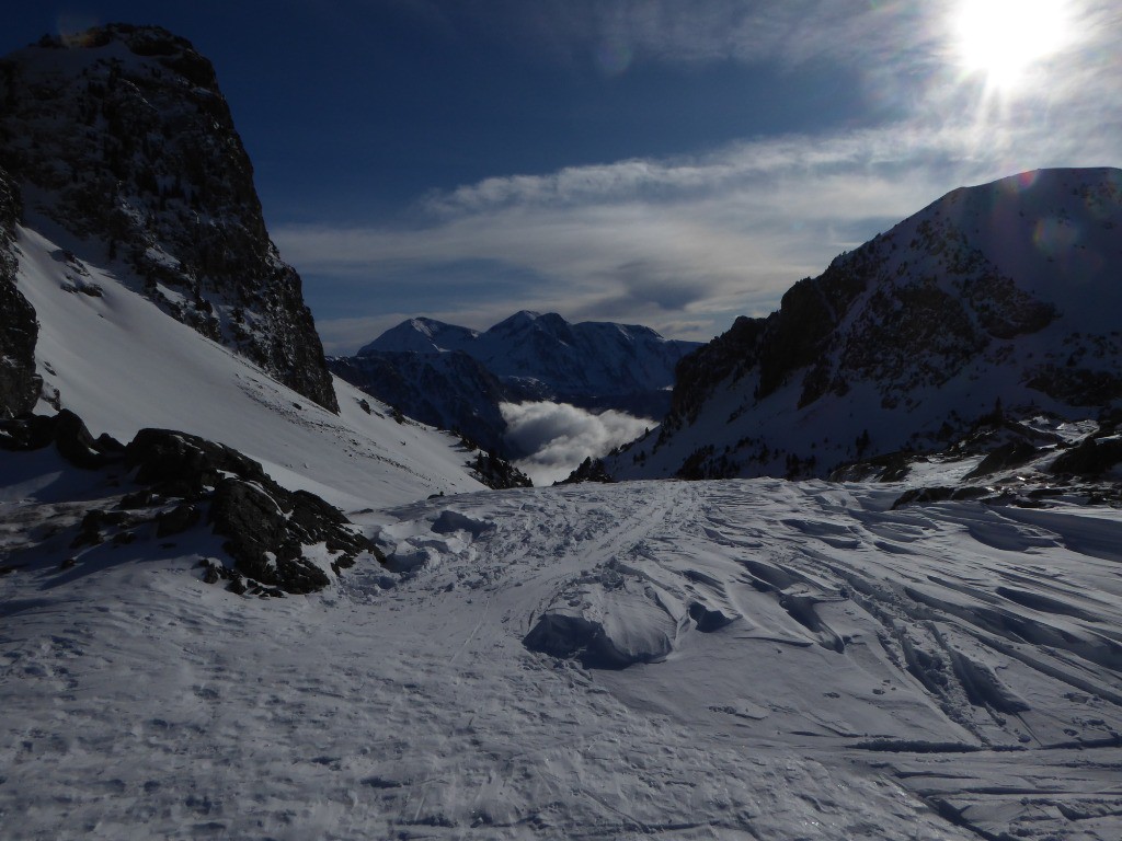 Vue depuis le col des Lessines vers le taillefer