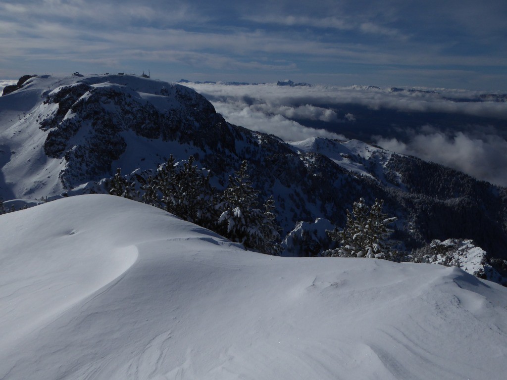 Vue sur la Croix de Belledonne et le haut de Casseroutte