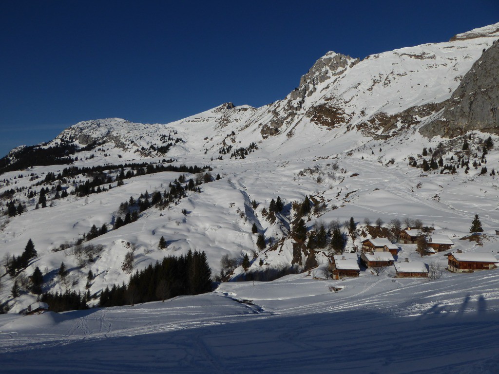 #1 Vue l Vue l'état de la neige de l'Aiguille Verte depuis le départ