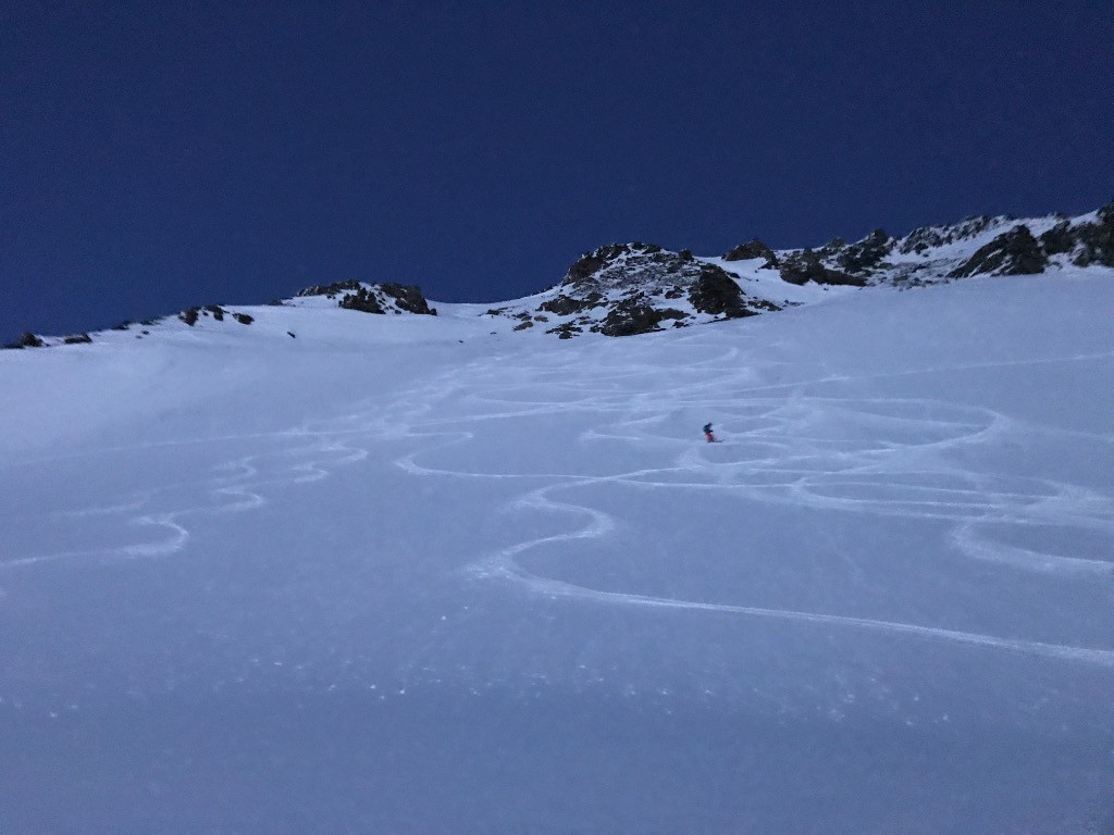 #20 Descente dans la combe de la Vache au top Descente dans la combe de la Vache au top