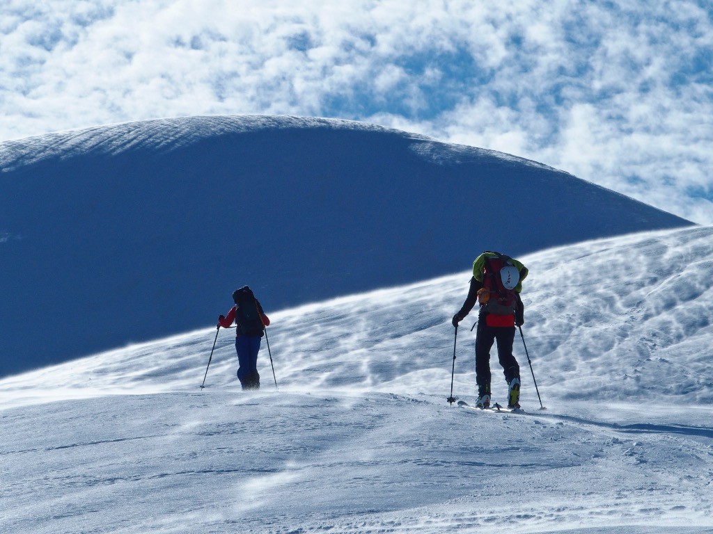 #4 La neige danse autour de nous. La neige danse autour de nous.
