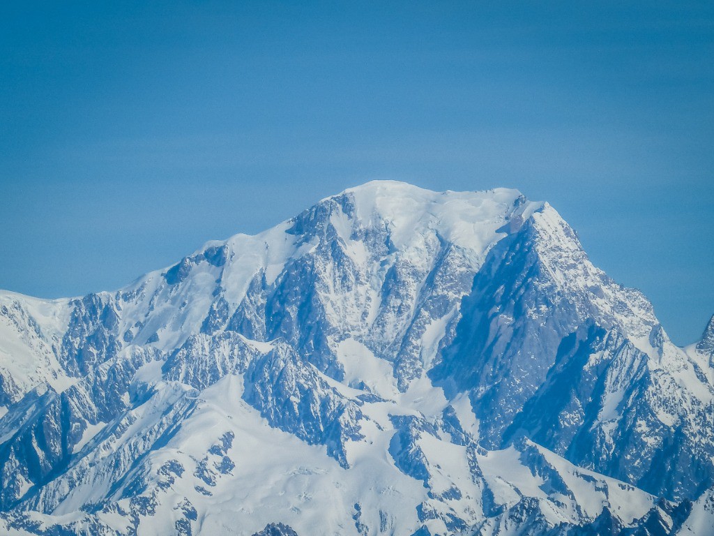 Pas encore le moment pour le versant W du Mont Blanc