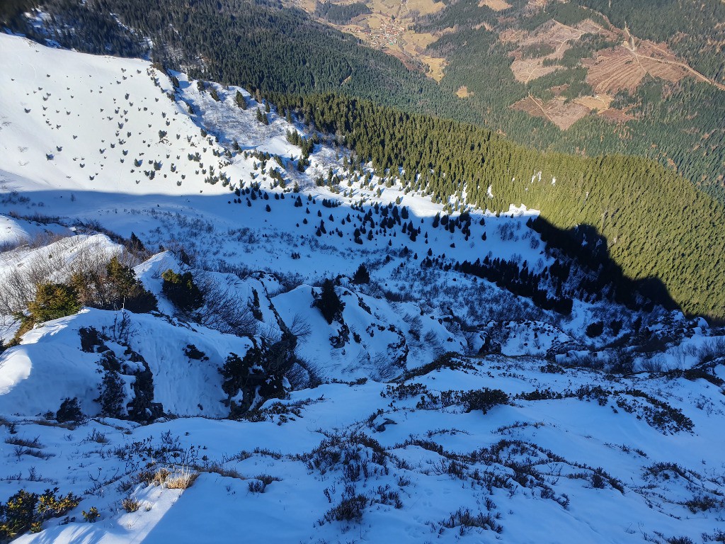 #2 Vu dans la face depuis le promontoire 2168 Vu dans la face depuis le promontoire 2168