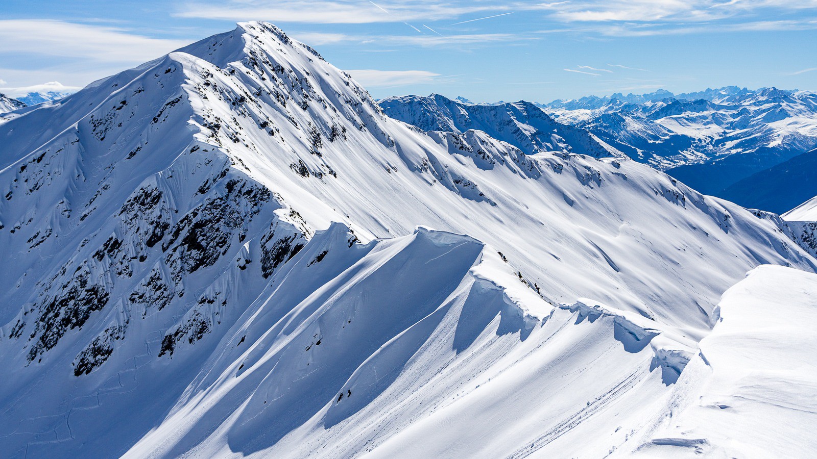 #6 Le couloir N de la Grande Journée, vu de la Vache Rouge Le couloir N de la Grande Journée, vu de la Vache Rouge