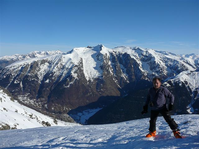 #4 Face Sud du Taillefer : Triste enneigement pour la combe de l Face Sud du Taillefer : Triste enneigement pour la combe de l'Emey, dont le bas semble bien sec.