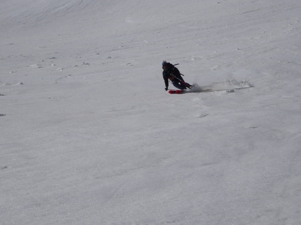 Fini le couloir ça enchaîne avec de grandes courbes !