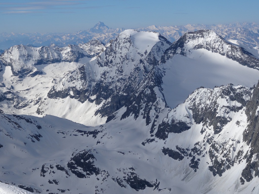 Croix Rousse (qu'on fera dimanche !) et Ouille d'Arbéron devant nous...