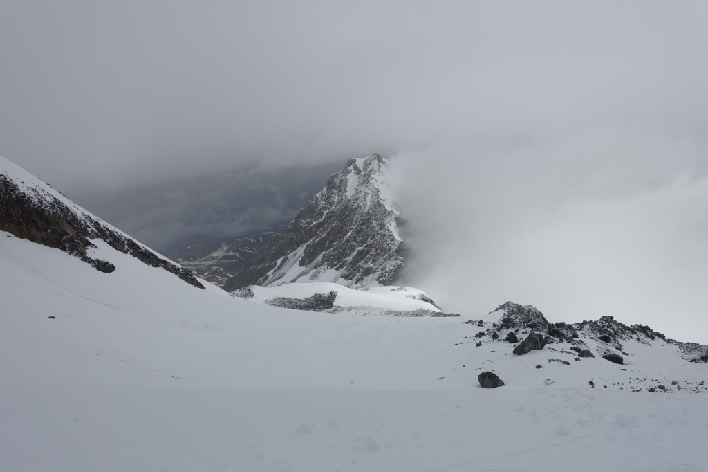 #11 On passe au-dessus de l On passe au-dessus de l'Aiguille Rouge