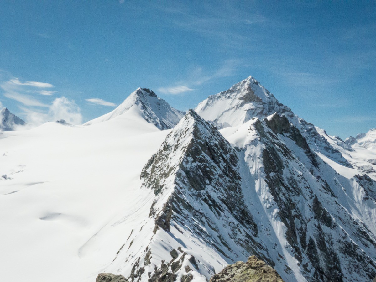 #4 A droite, le couloir du lendemain A droite, le couloir du lendemain