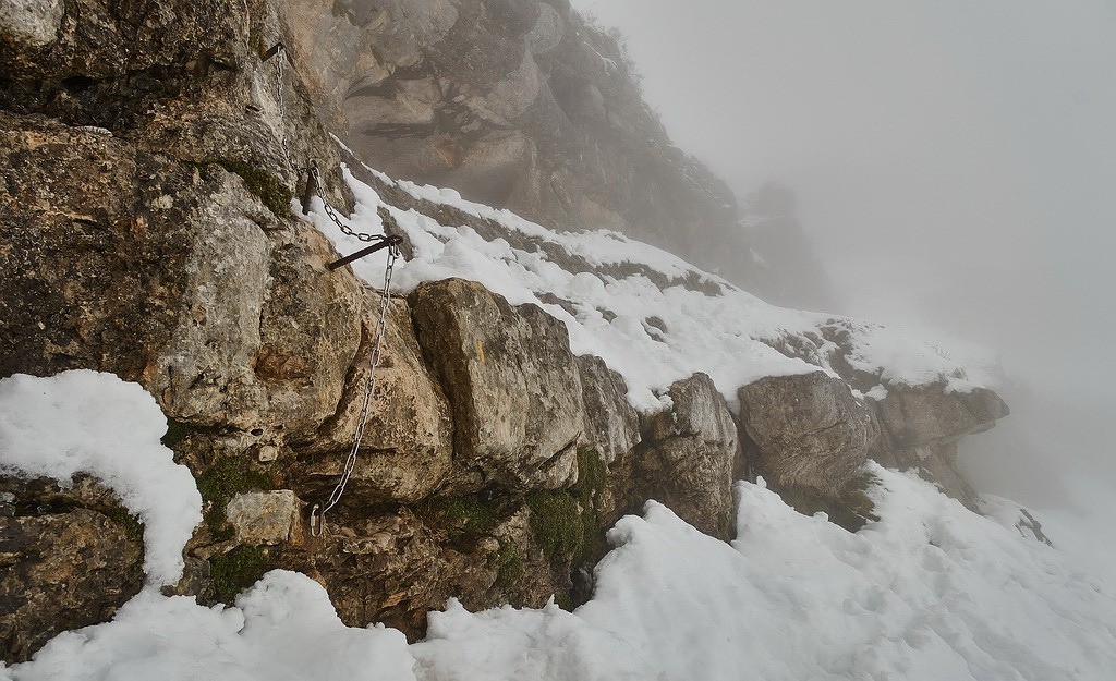 #7 Le ressaut de la vire, déchaussage obligatoire, n Le ressaut de la vire, déchaussage obligatoire, n'est-il pas ???
