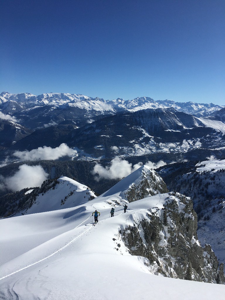 Arrivée aux Arangles.