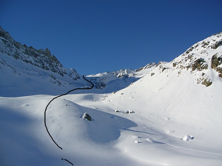 Montée vers le col, depuis le replat 2750m.