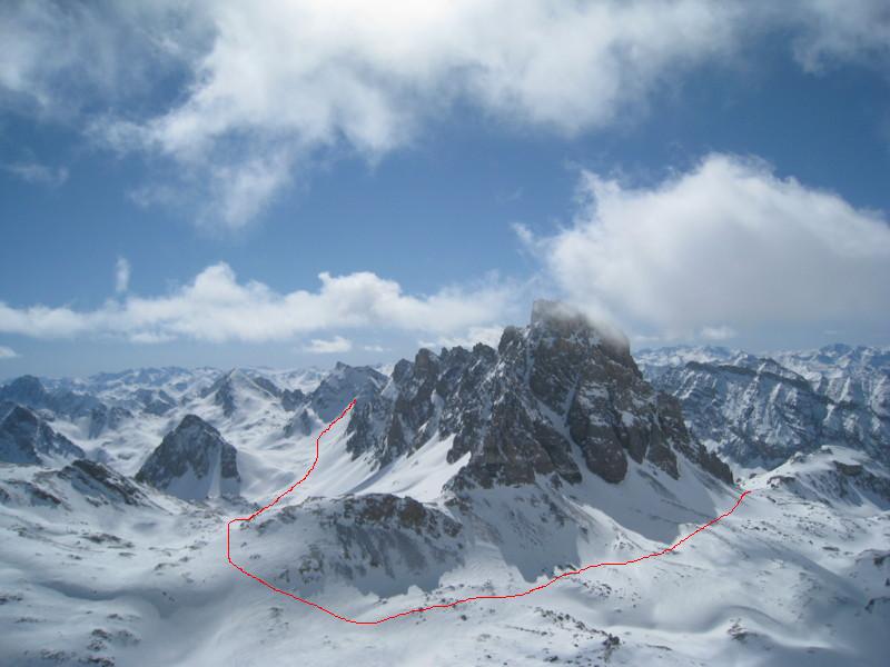 La partie de l'itinéraire entre le Pas de la Couletta, le Col de Gypière et jusqu'au pied du Col de Stroppia
(Vue depuis la Brèche Nérot Vernet).