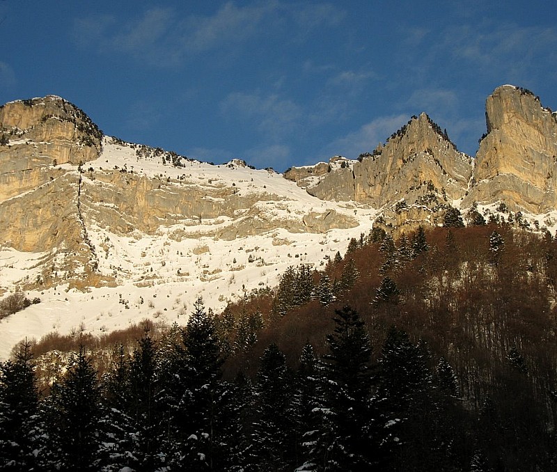 Partie haute du Pas de Rocheplane vue de la source du Sanglier
