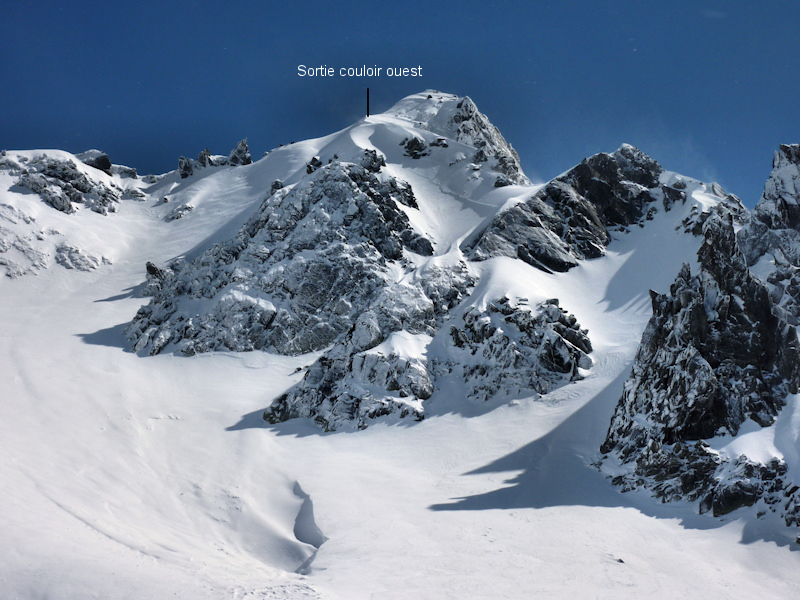 Rognolet face NW et le point de sortie du couloir W. - Pic du Rognolet, Couloirs Ouest du Rognolet (Lauzière - Cheval Noir) - Photo Véloski