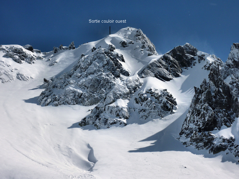 Rognolet face NW et le point de sortie du couloir W. - Pic du Rognolet, Couloirs Ouest du Rognolet (Lauzière - Cheval Noir) - Photo Véloski 