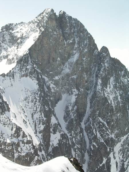 La face Nord de l'Olan et son fameux couloir. (photo Clément Pernet)