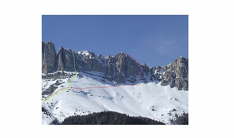 En vert le sillon, en rouge le couloir est, entre les deux le couloir faille non décrit.