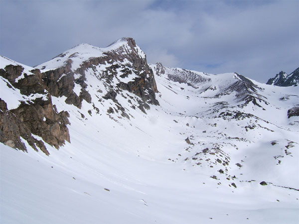 La voie de montée vue en montant au col "Bassa di Terrarossa"