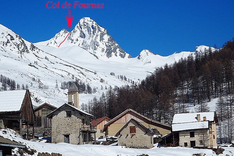 Le couloir W et le col de Fournas