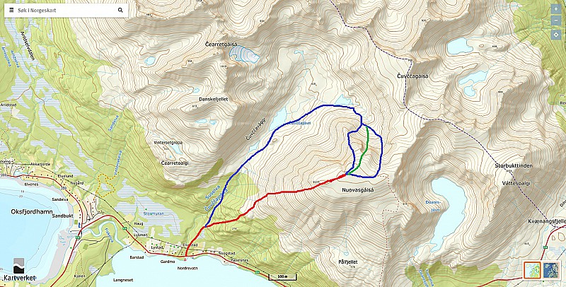 En rouge, itinéraire décrit. 
En bleu : variante par les combes
En vert : Un couloir possible (assez raide >45°)