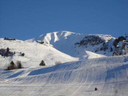 La face NW du Lachat depuis l'Envers du Chinaillon